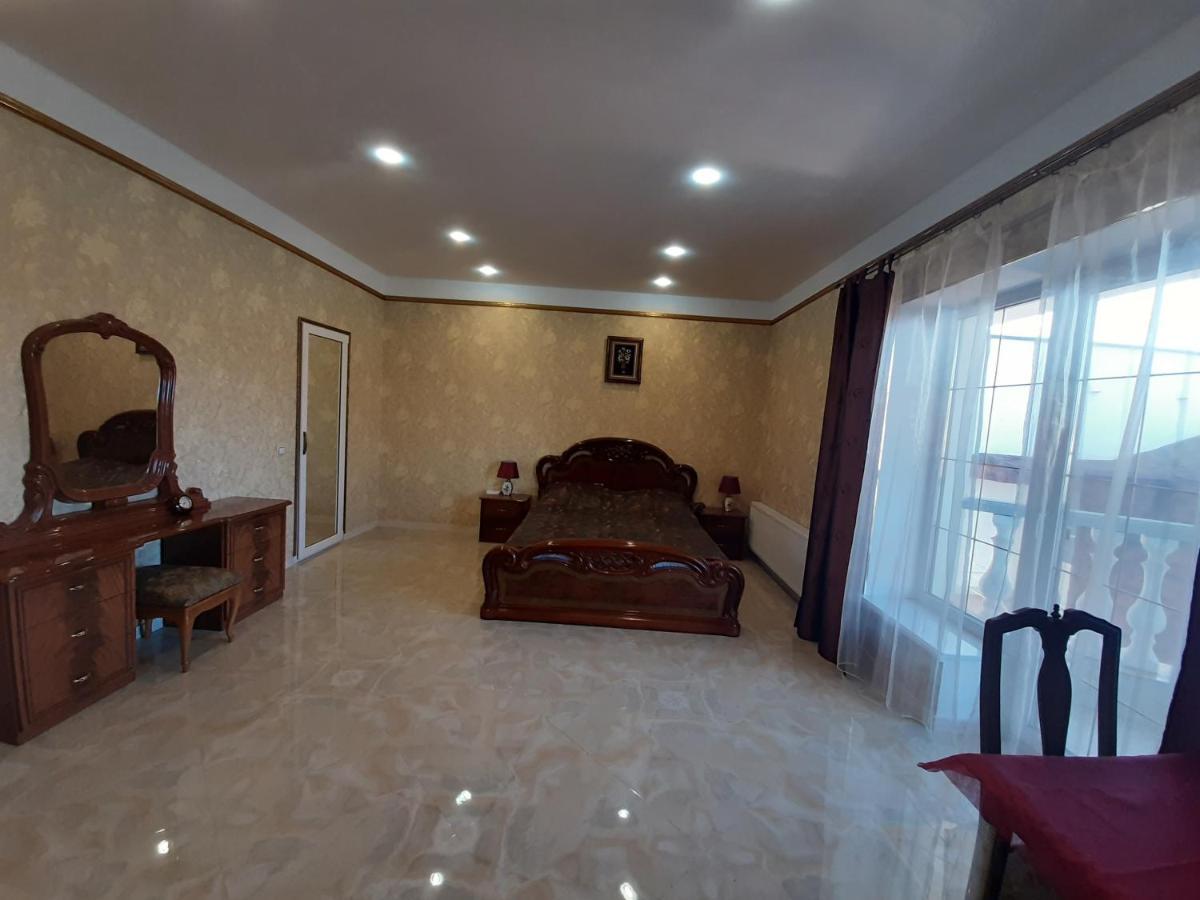 Аппартаменты С Балконом Appartamento Odessa Esterno foto