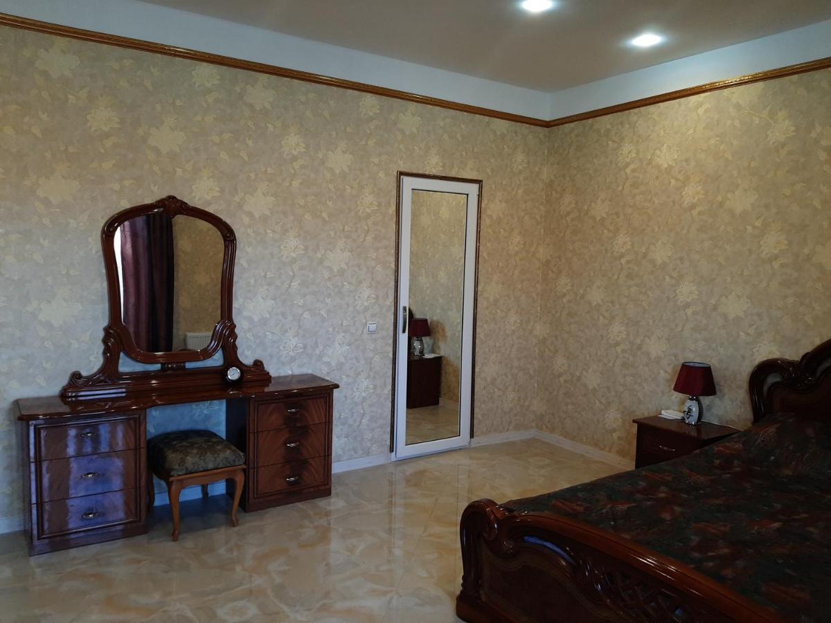 Аппартаменты С Балконом Appartamento Odessa Esterno foto